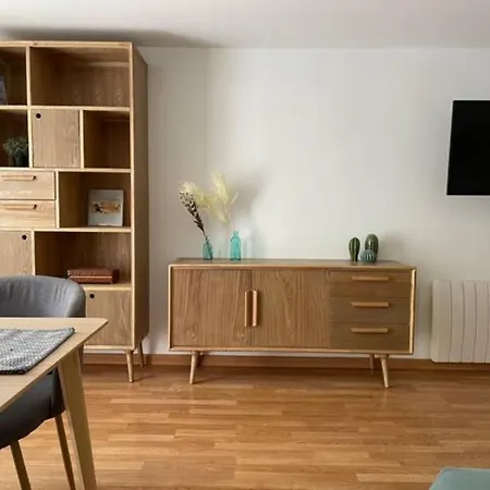 Con Jardin Cerca Playa Y A 15 Min De Plaza Catalunya En Tren Апартаменты Сан-Адриан-де-Бесос