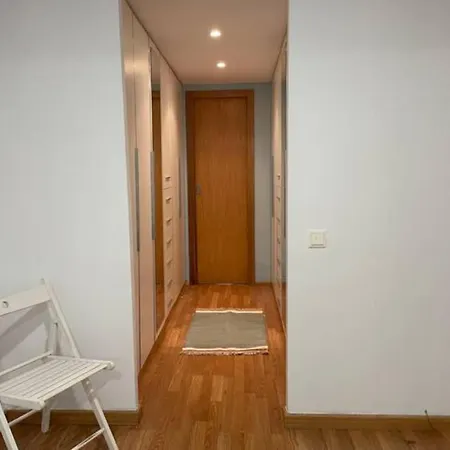 Con Jardin Cerca Playa Y A 15 Min De Plaza Catalunya En Tren Сан-Адриан-де-Бесос