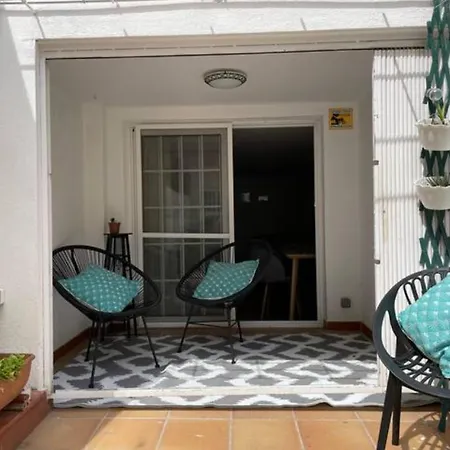 Апартаменты Con Jardin Cerca Playa Y A 15 Min De Plaza Catalunya En Tren